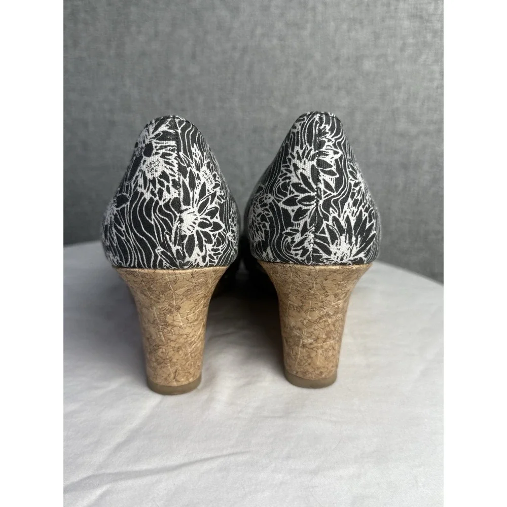 Dexflex Comfort Womens Black White Floral Canvas Peep Toe Cork‎ Wedges Size 7.5